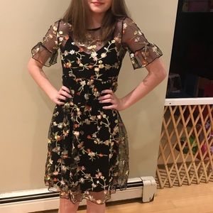 Shein ruffle cuff embroidered 2pc dress size small